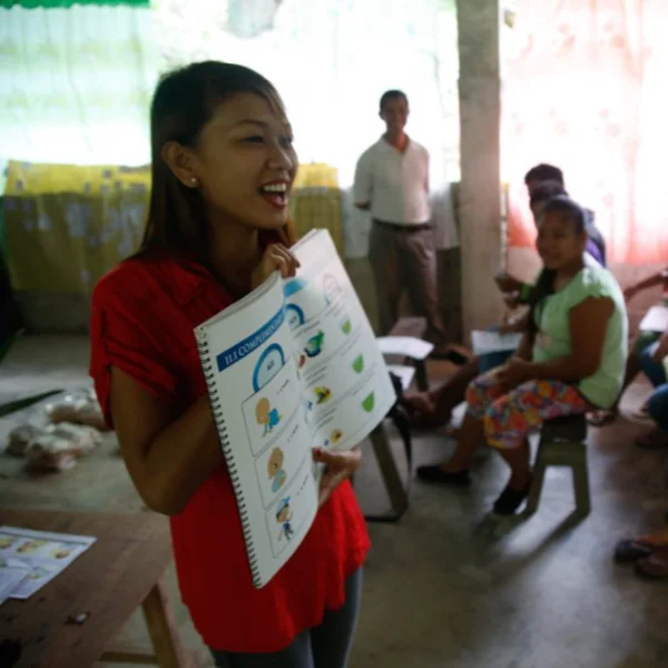 2015-08_DavidMcIntyre_Palawan-RoxasCity_325-1024x683 (1)