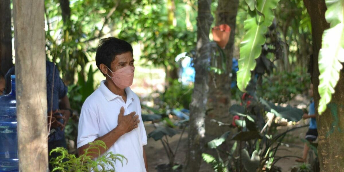 Diomedes-during-flag-cerenomy-on-Recover-Programs-Graduation-1