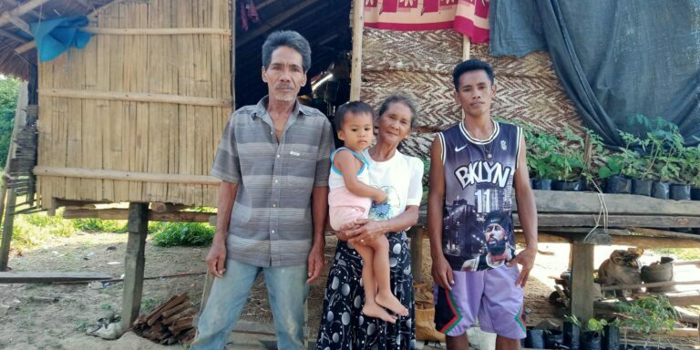 Duweta-with-her-husband-son-and-grandson-scaled-1