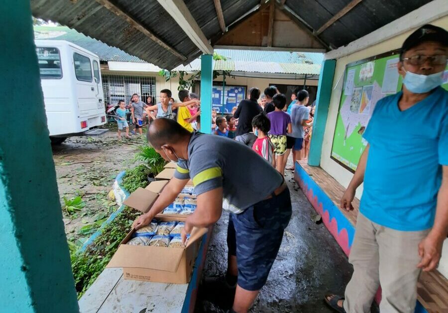 Foodpack-distribution-in-Bacolod-scaled-1