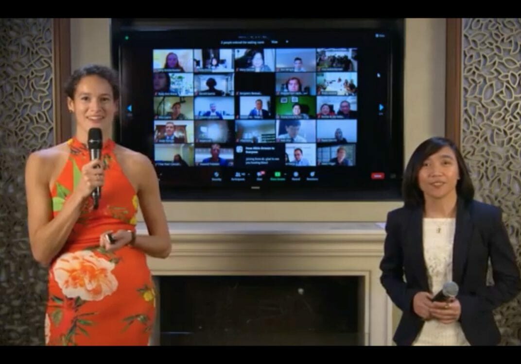 Hosts-with-the-audience-copy