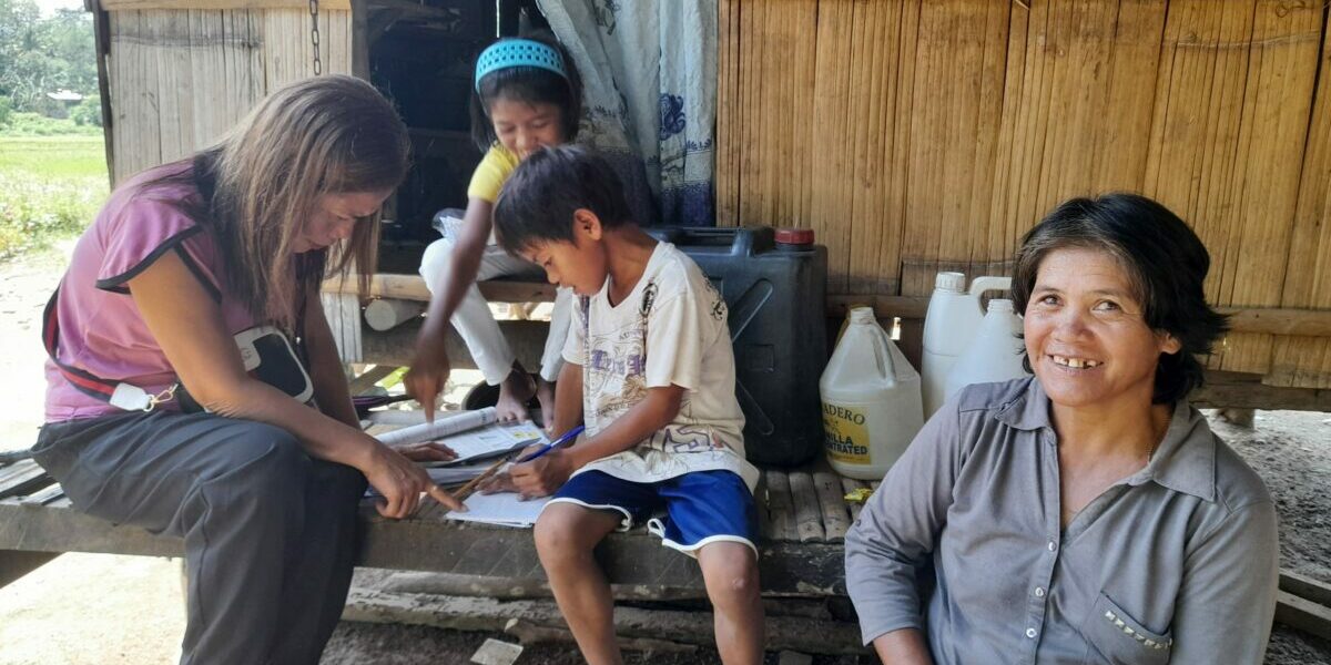 Tita-is-happily-observing-Coach-Wilhelmina-teaching-his-children-scaled-1